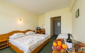 Hotel Nostra