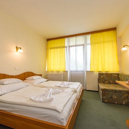 Hotel Nostra Siófok Zewnętrze zdjęcie