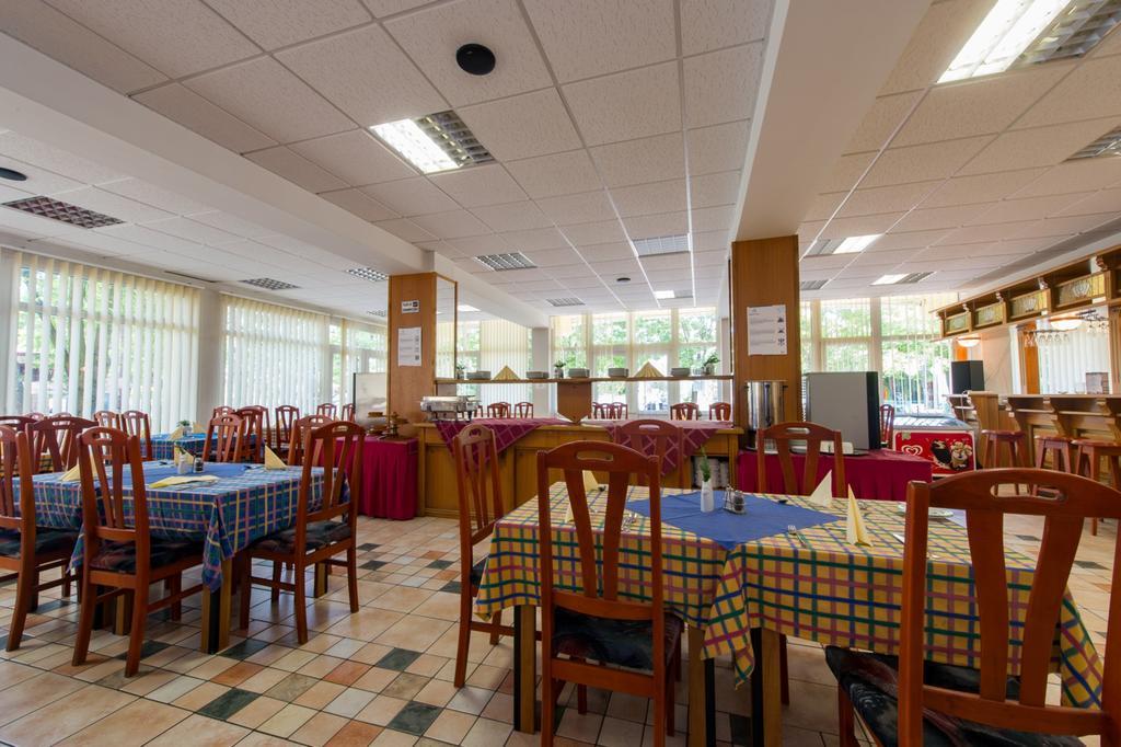 Hotel Nostra Siófok Zewnętrze zdjęcie