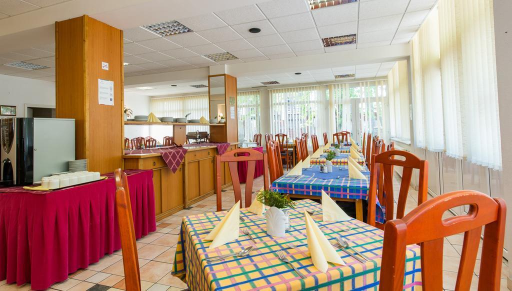 Hotel Nostra Siófok Zewnętrze zdjęcie