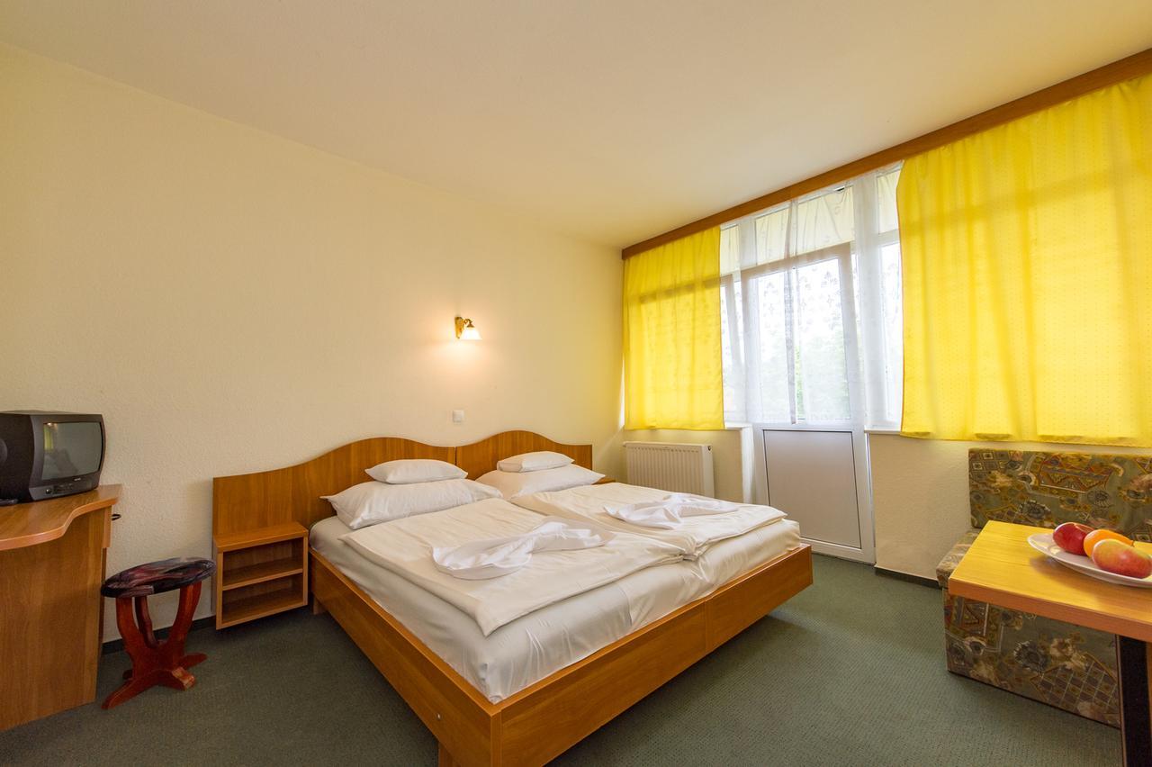 Hotel Nostra Siófok Zewnętrze zdjęcie